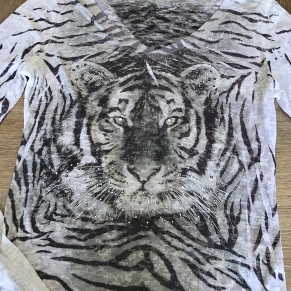 Black and White Tiger Rhinestone Long Sleeve - Picture 2 of 5